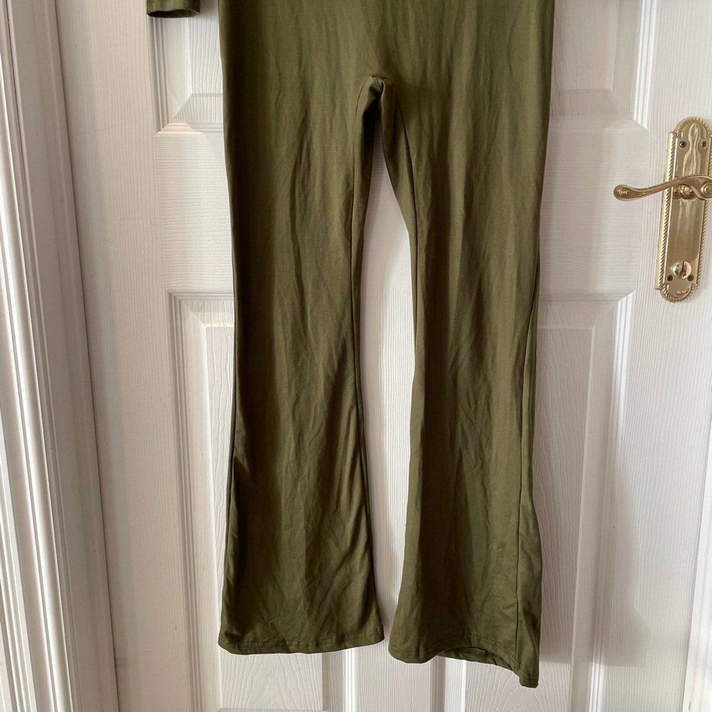 Army Green jumpsuit - Picture 2 of 4